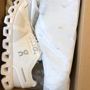 ON Running brand new Cloud 5 women’s shoes
